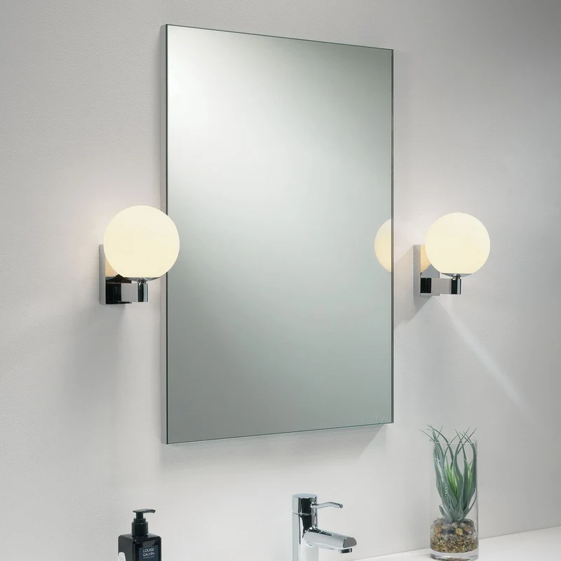 Astro Sagara Wall Lamp