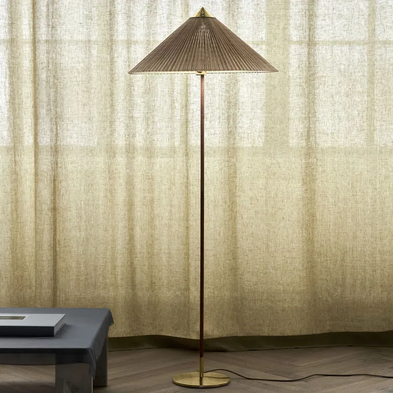 Gubi 9602 Floor Lamp