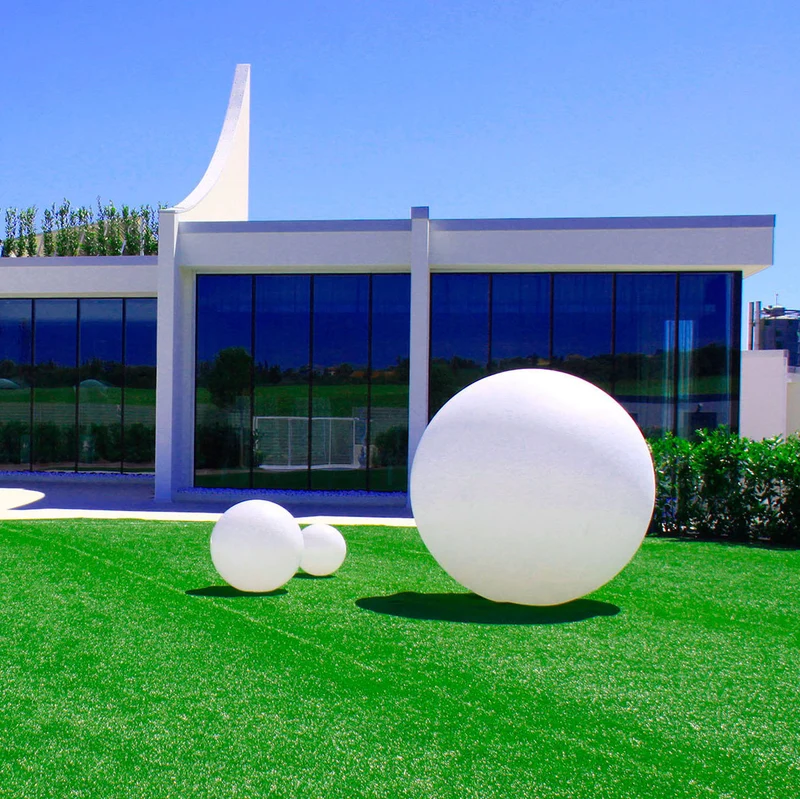 Slide Design Globo Outdoor Floor Lamp