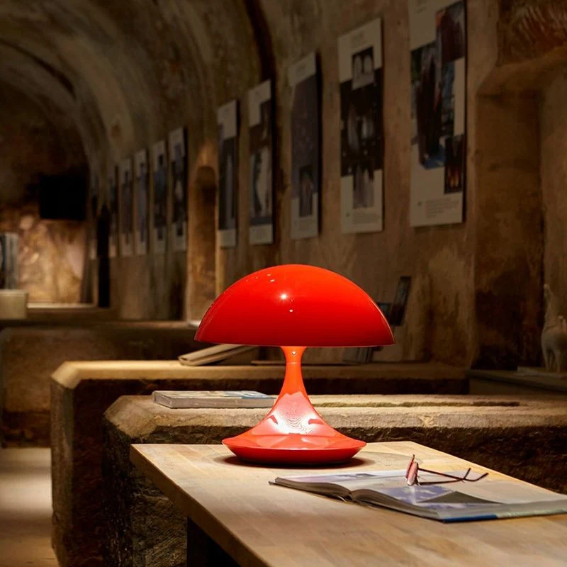 Martinelli Luce Cobra Table Lamp