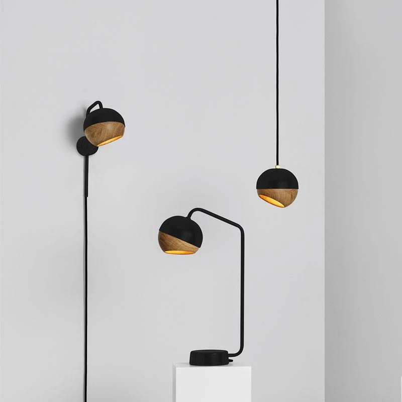 Mater Ray Table Lamp