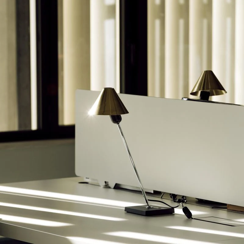 Santa & Cole Gira Table Lamp