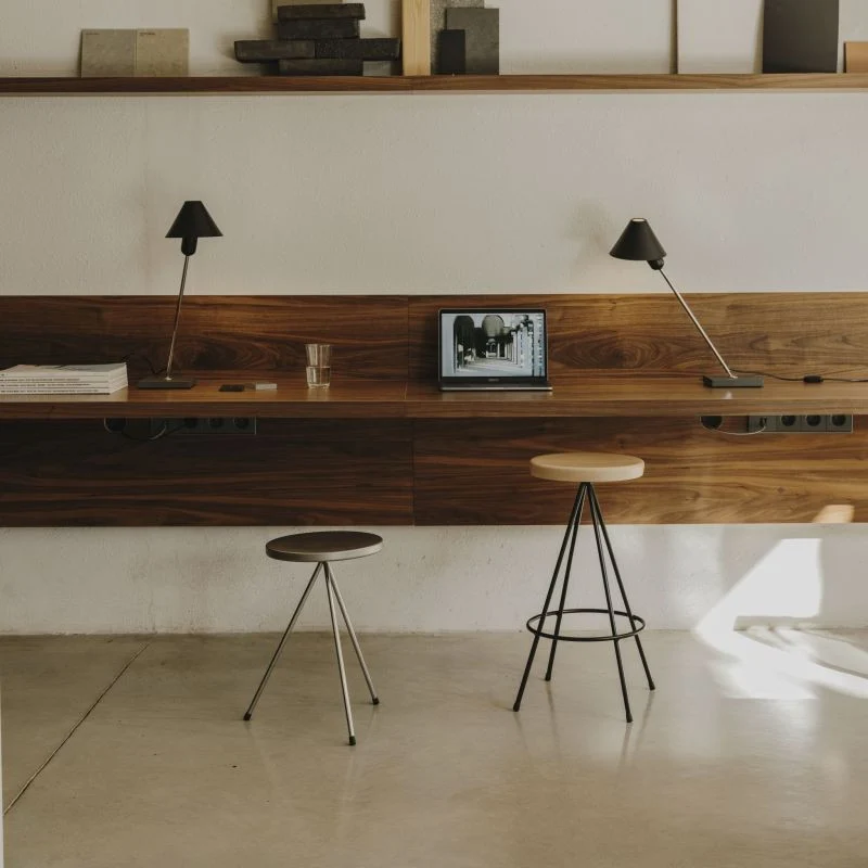Santa & Cole Gira Table Lamp