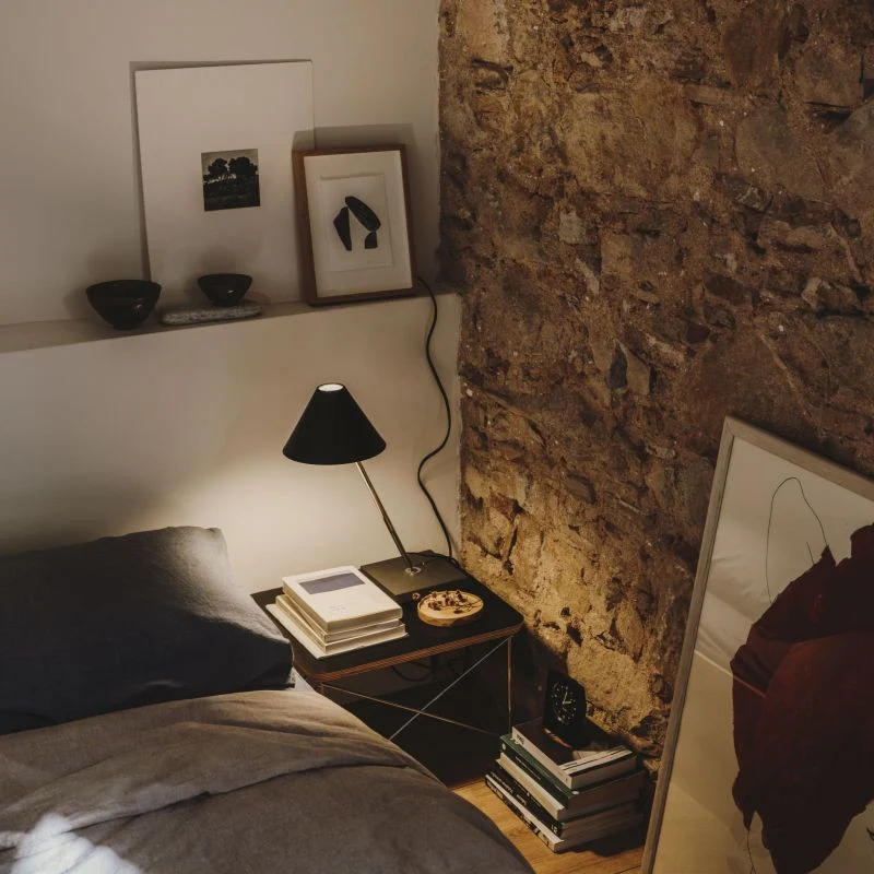 Santa & Cole Gira Table Lamp