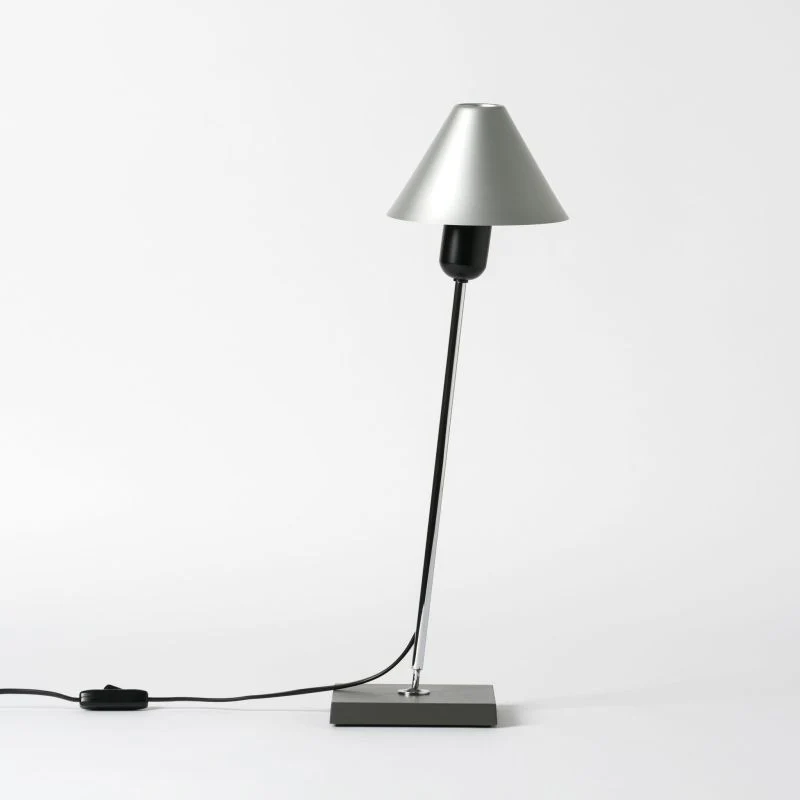Santa & Cole Gira Table Lamp