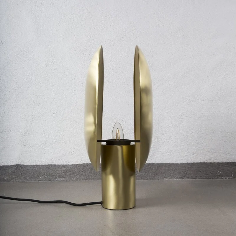101 Copenhagen Clam Table Lamp