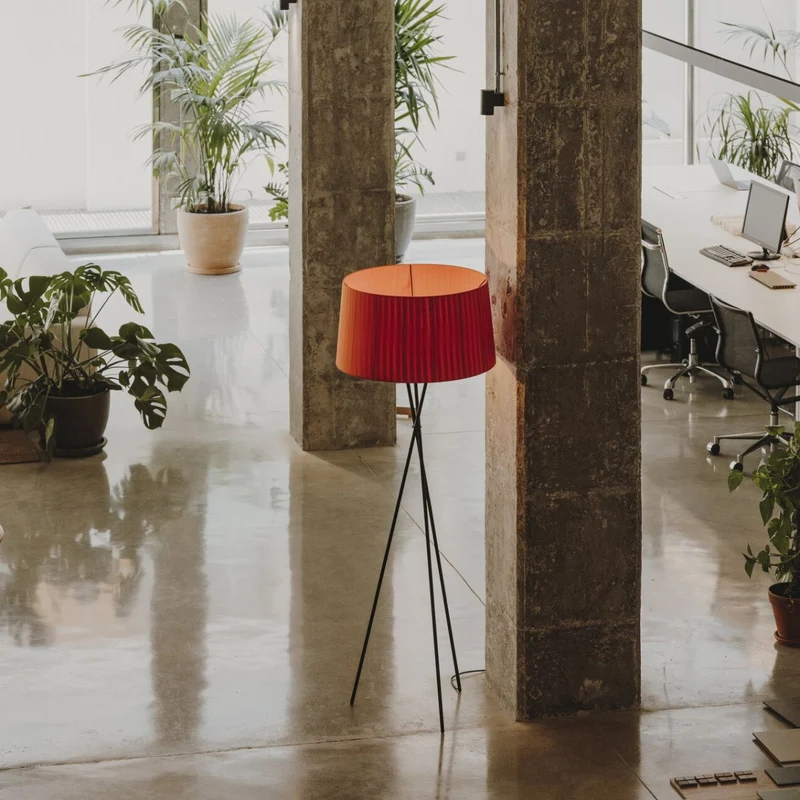 Santa & Cole Tripode G5 Floor Lamp