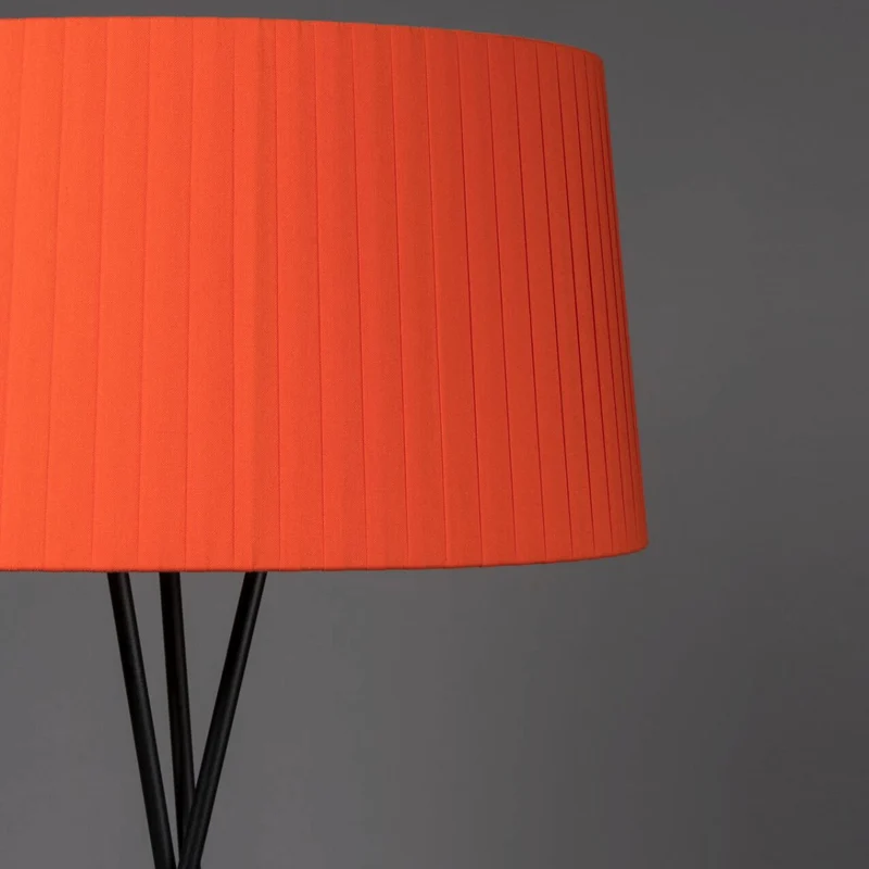 Santa & Cole Tripode G5 Floor Lamp