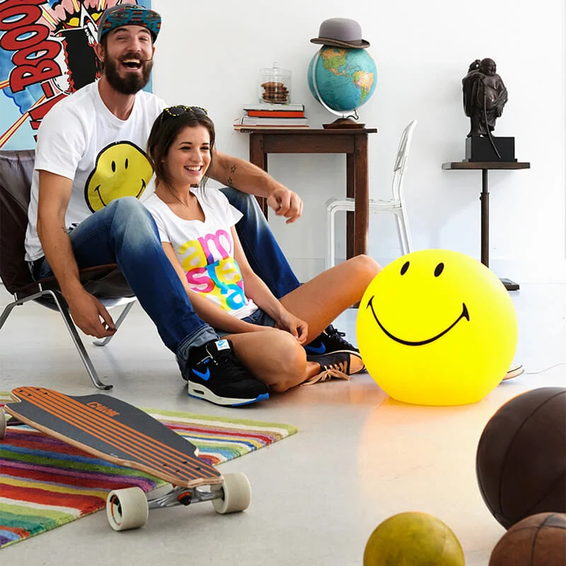 Mr Maria Smiley Lamp