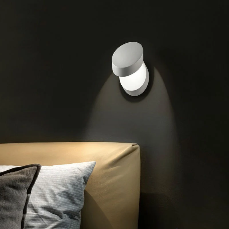 Lodes Pin-Up Wall Light