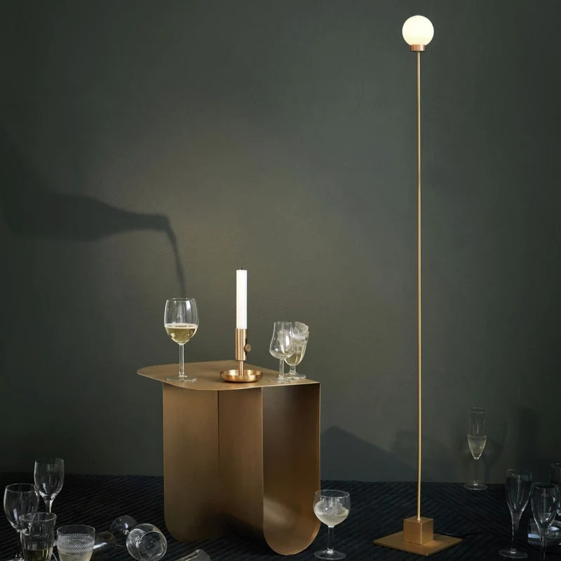 Northern Snowball Floor Lamp