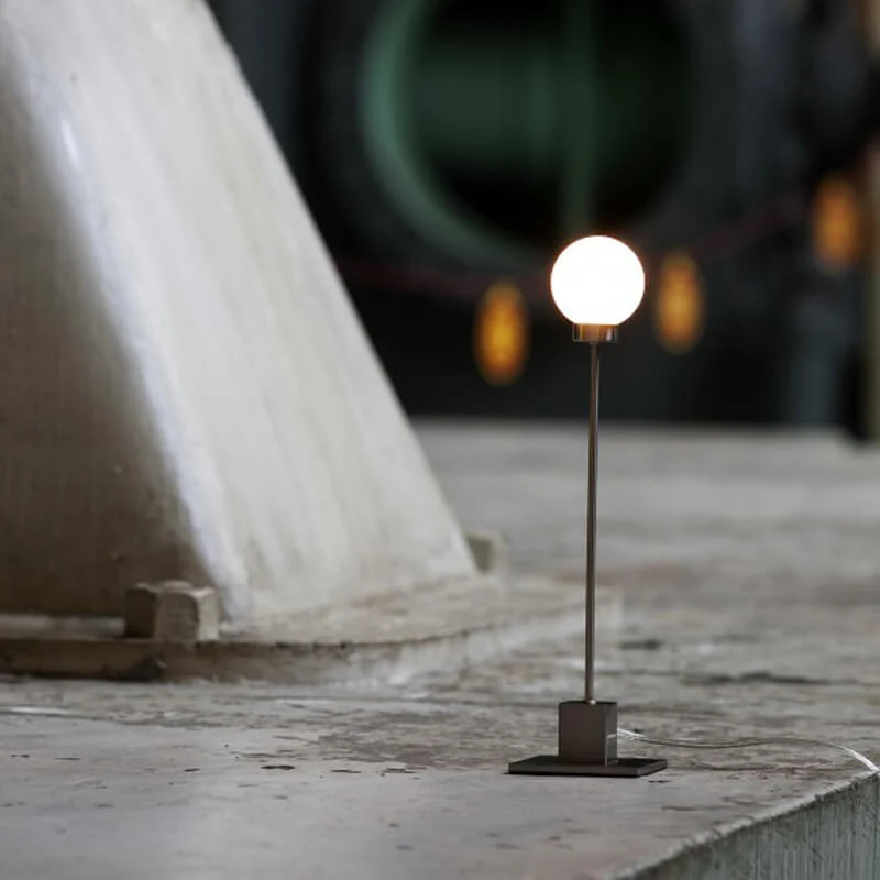 Northern Snowball Table Lamp