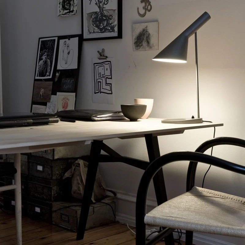 Louis Poulsen AJ Table Lamp