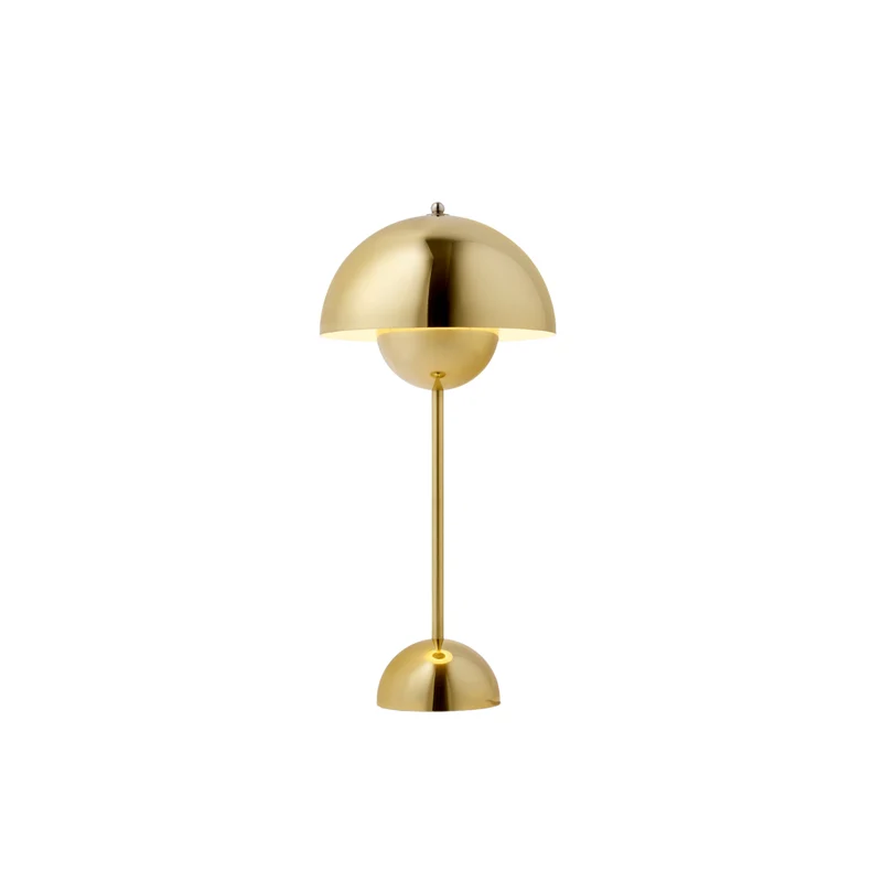 &Tradition Flowerpot VP3 Table Lamp