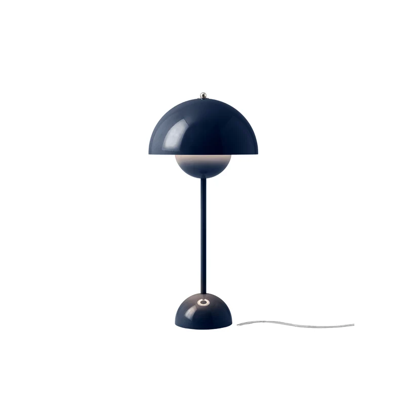 &Tradition Flowerpot VP3 Table Lamp