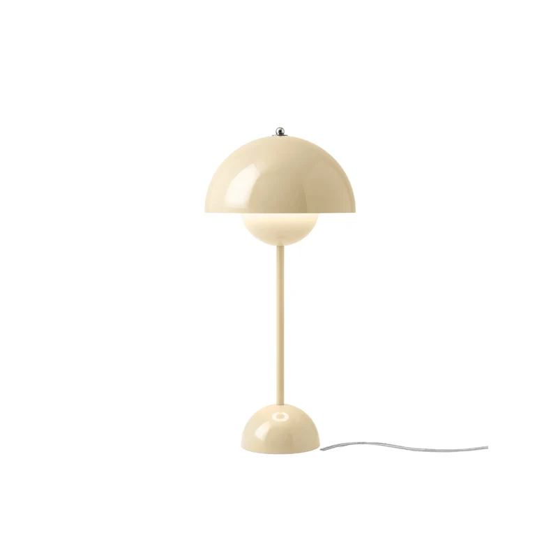 &Tradition Flowerpot VP3 Table Lamp