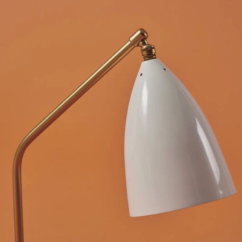 Gubi Gräshoppa Table Lamp