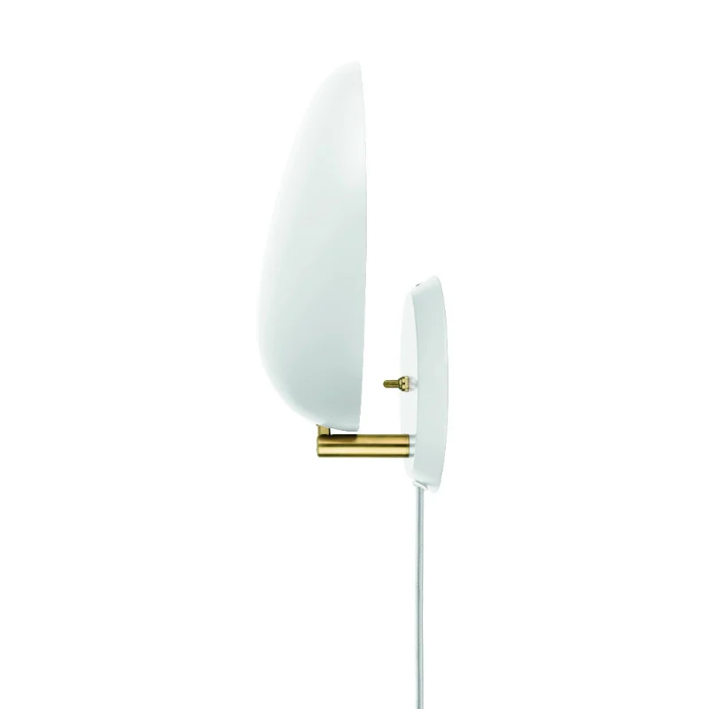 Gubi Cobra Wall Lamp