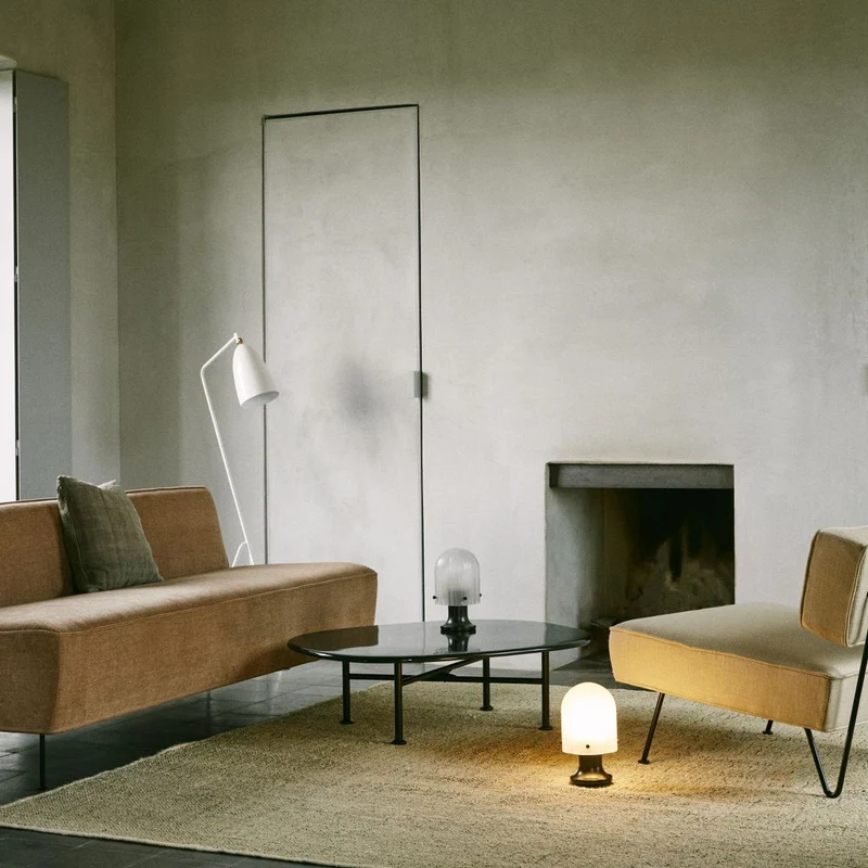 Gubi Gräshoppa Floor Lamp