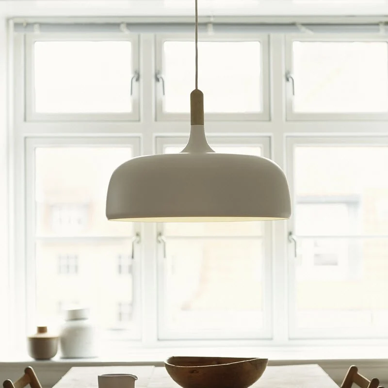 Northern Acorn Pendant Lamp