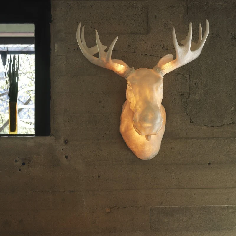 Northern Moo Wall Lamp